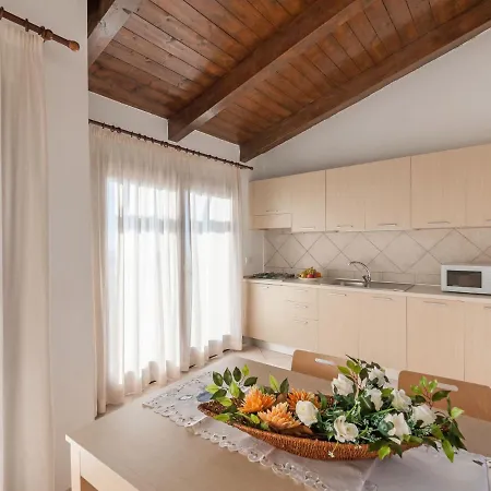 Locazione Turistica Paradise.27 Apartment *